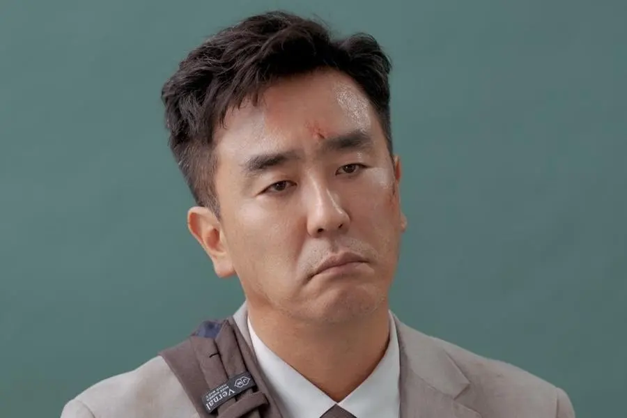 Ryu Seung Ryong's New K-drama The Story of Manager Kim Gears Up for Release